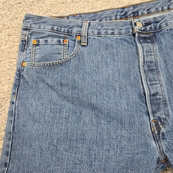 Levis 501 Jeans Men 42x34 (Fits 41x33) Blue Button Fly Straight Medium Wash - Picture 3 of 13